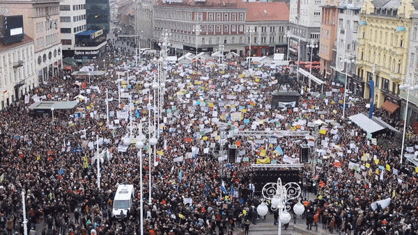 VIDEO Veliki prosvjed učitelja na Trgu: "Premijeru, vi ste krivi!"